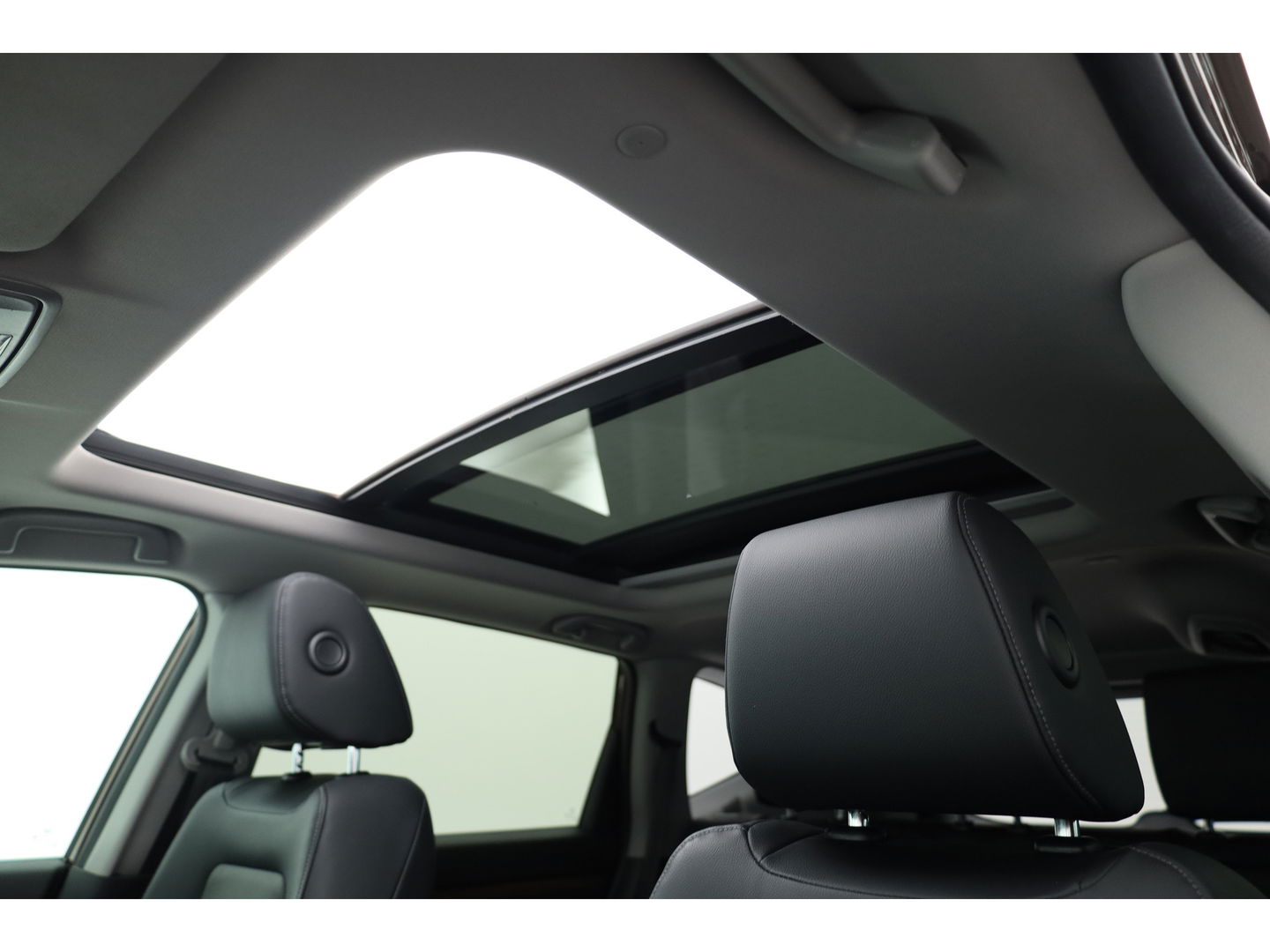 Honda CR-V 1.5 AWD Executive | Pano | Camera | Adapt. Cruise | Stoel- Stuurverw. | HUD | Keyless