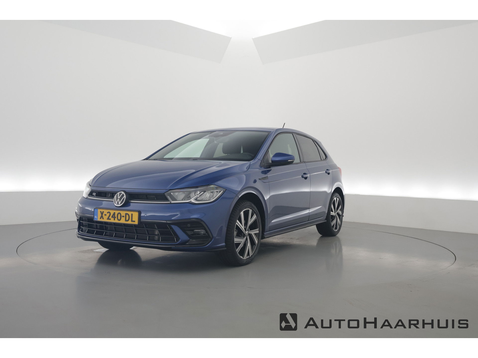 Volkswagen Polo 1.0 TSI R-Line DSG 110pk | CarPlay | Stoelverw. | LED | Camera | Keyless | Adapt. Cruise