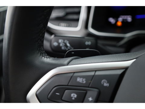 Volkswagen Polo 1.0 TSI R-Line DSG 110pk | CarPlay | Stoelverw. | LED | Camera | Keyless | Adapt. Cruise