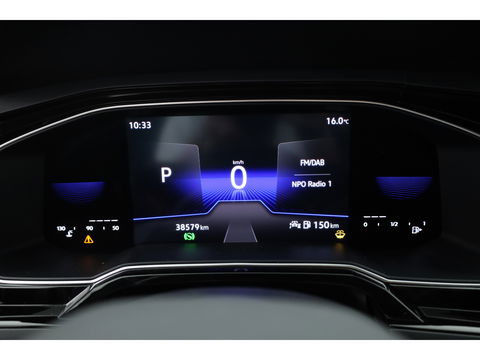 Volkswagen Polo 1.0 TSI R-Line DSG 110pk | CarPlay | Stoelverw. | LED | Camera | Keyless | Adapt. Cruise