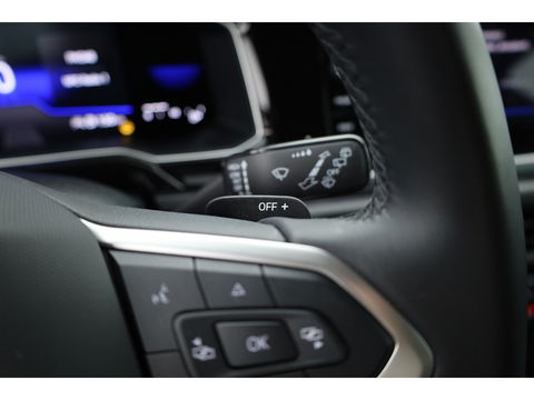 Volkswagen Polo 1.0 TSI R-Line DSG 110pk | CarPlay | Stoelverw. | LED | Camera | Keyless | Adapt. Cruise
