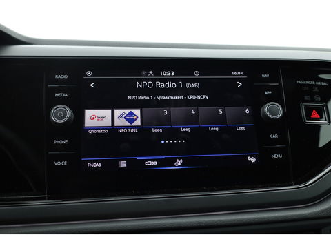 Volkswagen Polo 1.0 TSI R-Line DSG 110pk | CarPlay | Stoelverw. | LED | Camera | Keyless | Adapt. Cruise