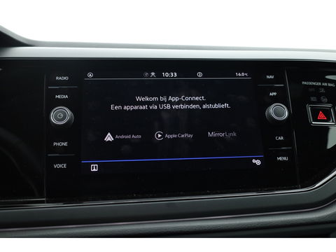 Volkswagen Polo 1.0 TSI R-Line DSG 110pk | CarPlay | Stoelverw. | LED | Camera | Keyless | Adapt. Cruise