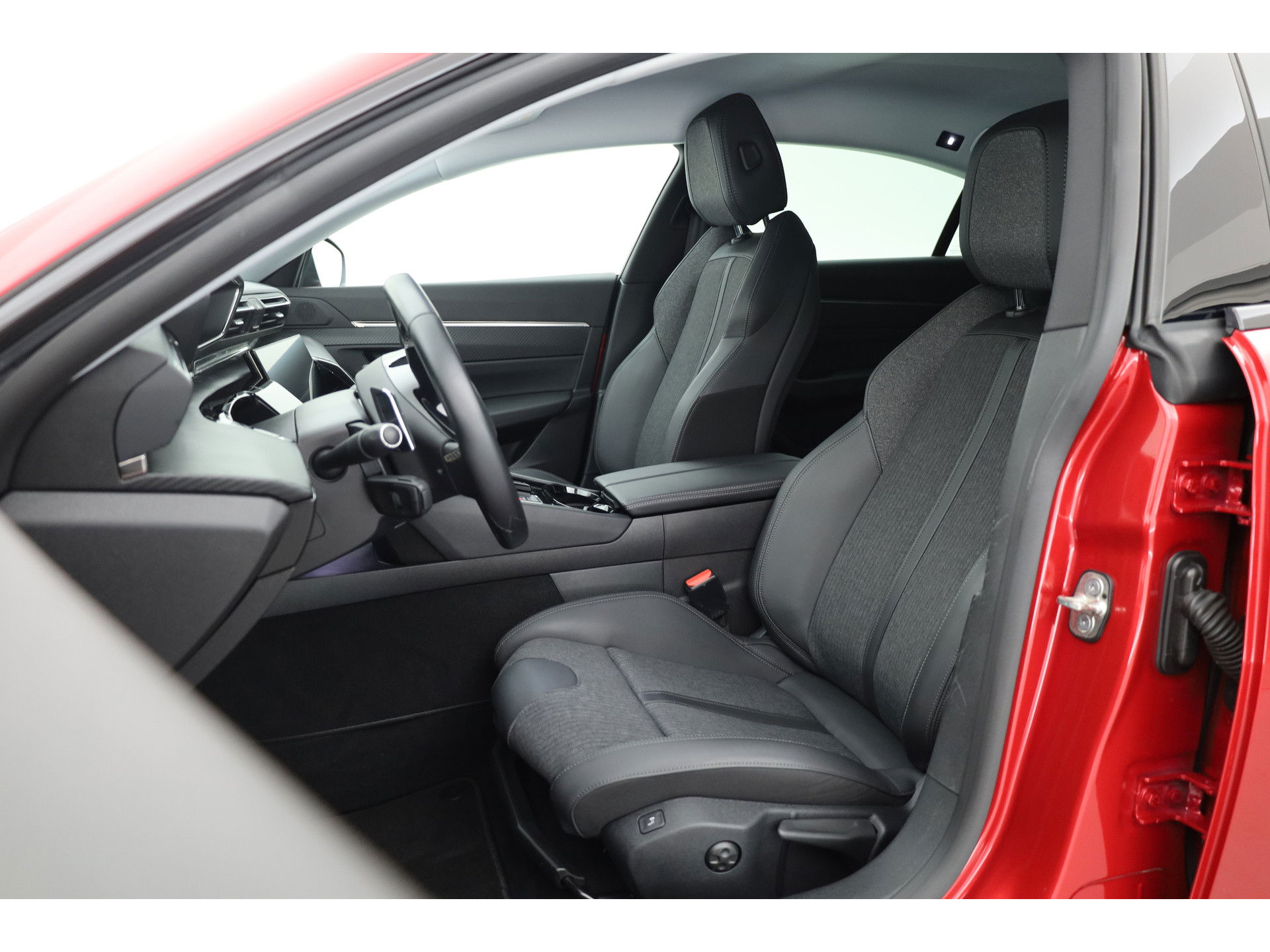 Peugeot 508 1.6 HYbrid Allure | Navi | Adapt. Cruise | Keyless | Camera | Stoelverw. | Elek. Achterklep