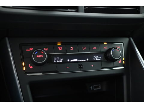 Volkswagen Polo 1.0 TSI Comfortline | Trekhaak | Clima | PDC | Cruise | Stoelverw. | Bluetooth