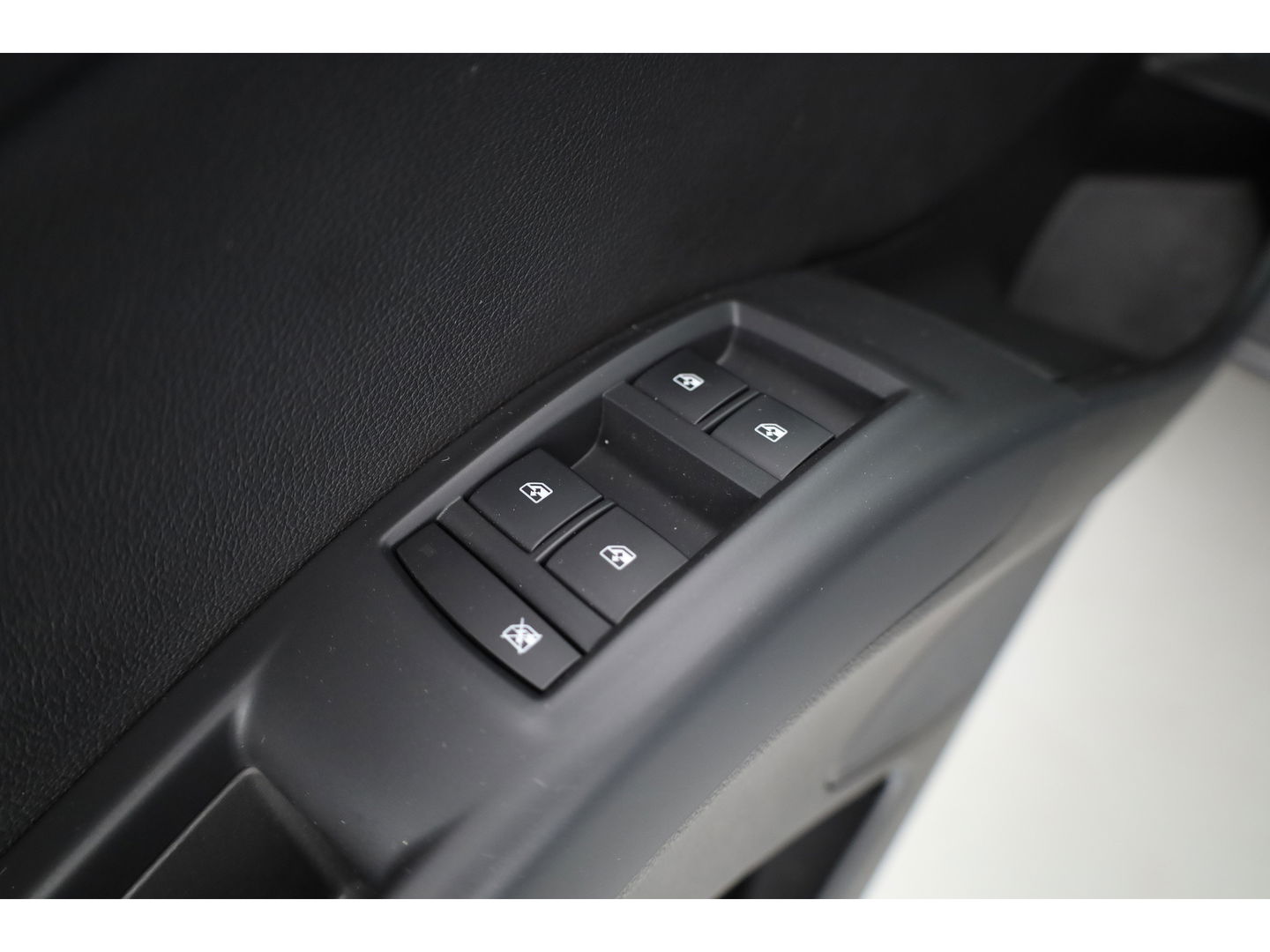 Opel Meriva 1.4 Turbo Blitz | Navi | Clima | PDC | Trekhaak | 17'' | Bluetooth