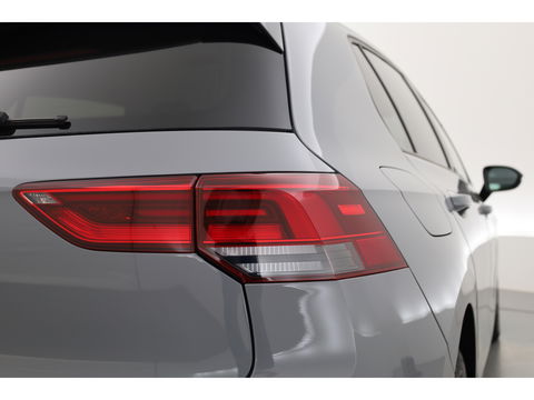 Volkswagen Golf 1.5 eTSI DSG | Navi | Stoel- Stuurverw. | Adapt. Cruise | Apple CarPlay