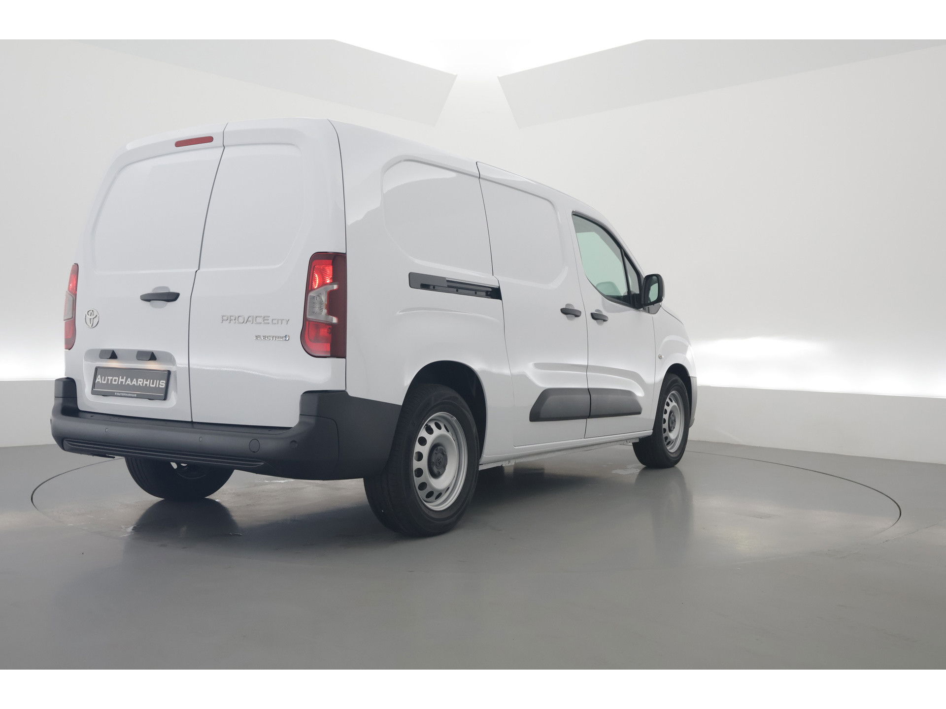 Toyota PROACE CITY Electric Pro Touch & Go XXL | L2 | 3 pers. | Navi | 10" scherm | Airco | Cruise | CarPlay