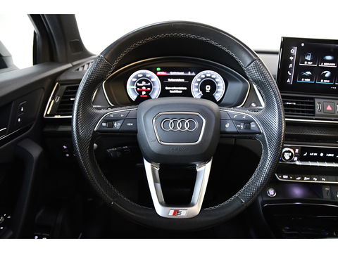 Audi Q5 Sportback 55 TFSI e S edition Competition Luchtvering