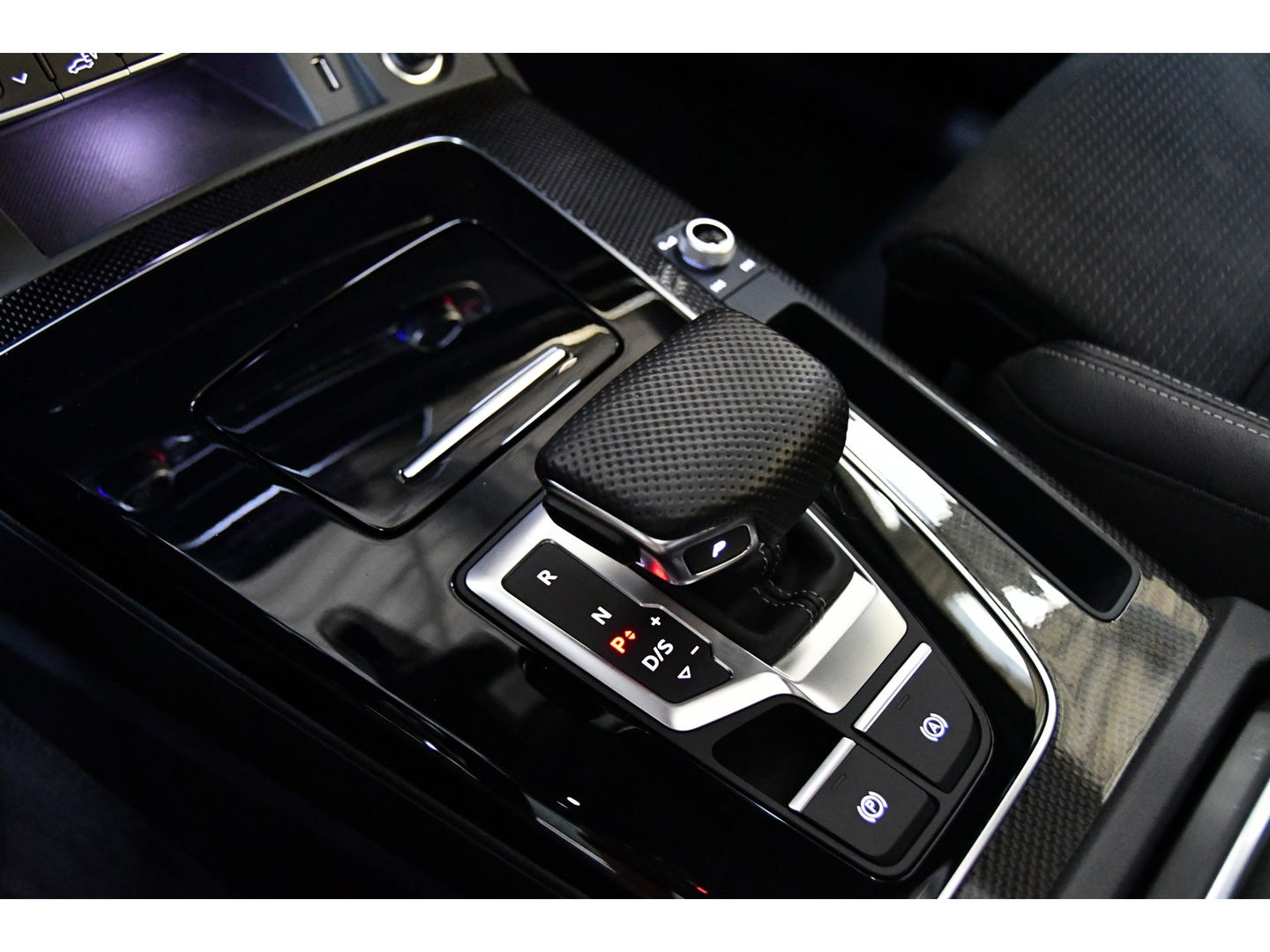 Audi Q5 Sportback 55 TFSI e S edition Competition Luchtvering