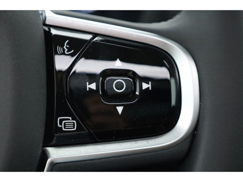 Volvo V60 2.0 T6 Plug-in hybrid AWD Ultra Dark | Pano-dak | 360 camera |  Head-up | Trekhaak | H&K- Audio|