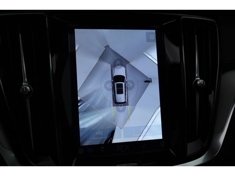 Volvo V60 2.0 T6 Plug-in hybrid AWD Ultra Dark | Pano-dak | 360 camera |  Head-up | Trekhaak | H&K- Audio|