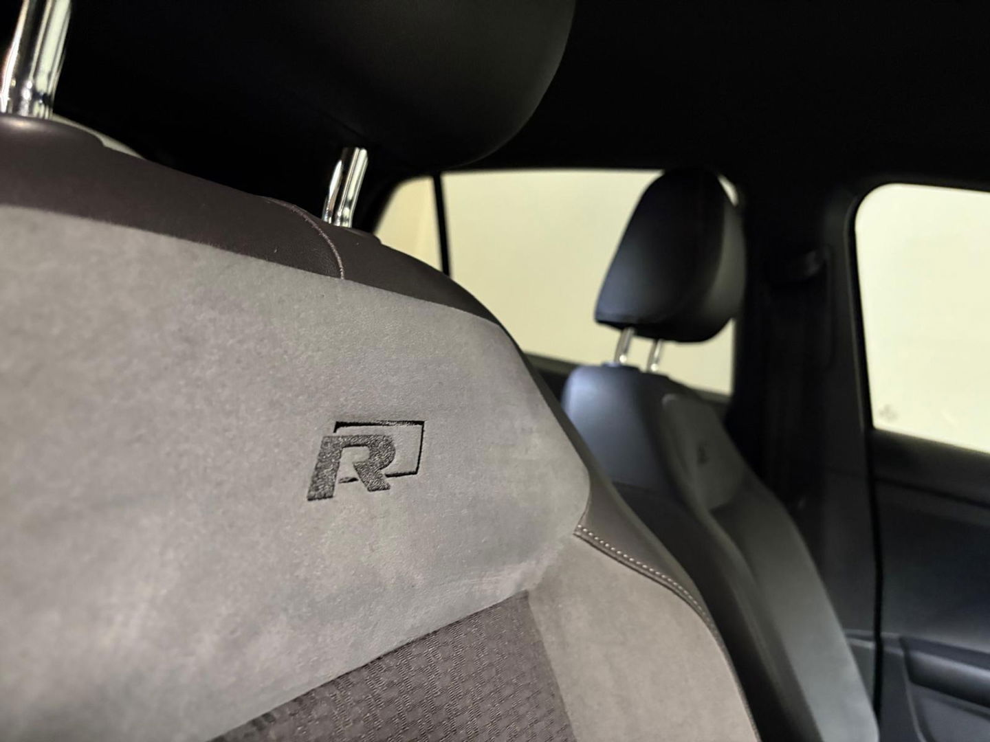 Volkswagen T-Cross 1.0 TSI R-Line KEYLESS CAM