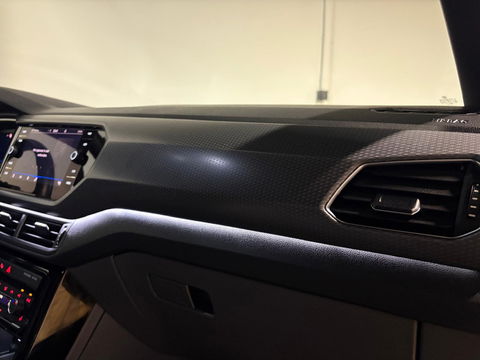 Volkswagen T-Cross 1.0 TSI R-Line KEYLESS CAM