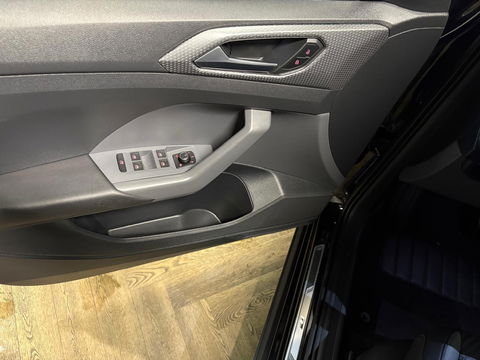 Volkswagen T-Cross 1.0 TSI R-Line KEYLESS CAM