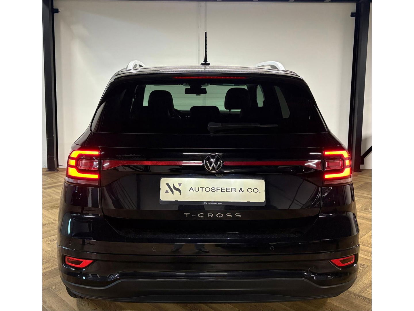Volkswagen T-Cross 1.0 TSI R-Line KEYLESS CAM