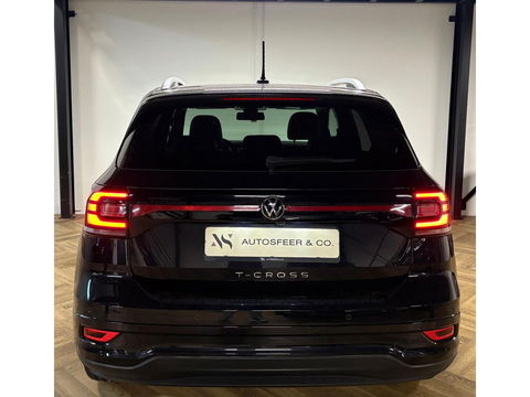 Volkswagen T-Cross 1.0 TSI R-Line KEYLESS CAM