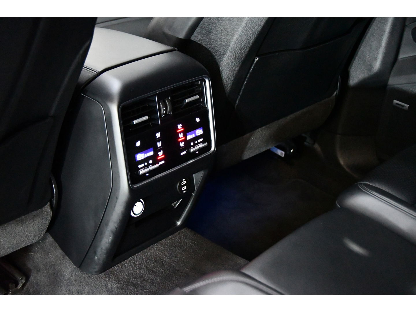Porsche Cayenne 3.0 E-Hybrid, Bomvol opties. Panoramadak, Softclose, Bose soundsystem