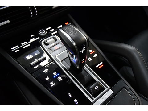 Porsche Cayenne 3.0 E-Hybrid, Bomvol opties. Panoramadak, Softclose, Bose soundsystem