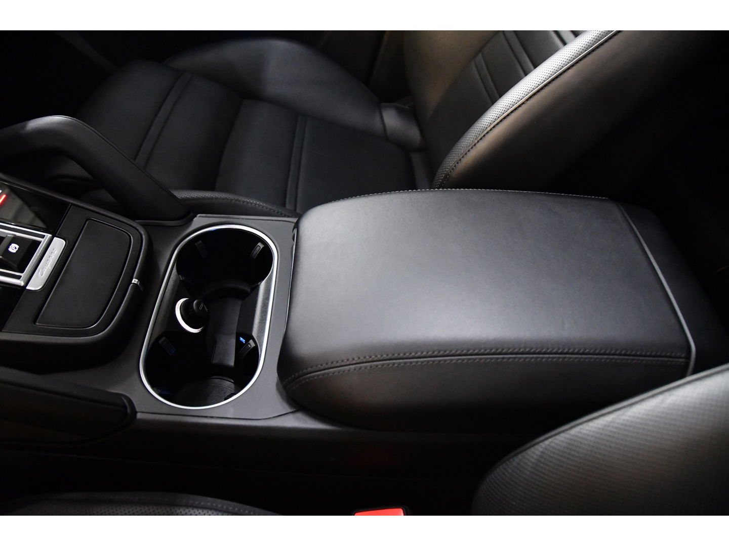 Porsche Cayenne 3.0 E-Hybrid, Bomvol opties. Panoramadak, Softclose, Bose soundsystem