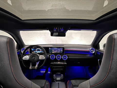 Mercedes-Benz A-Klasse AMG 35 4MATIC Pano Sfeer Akrapovič Camera