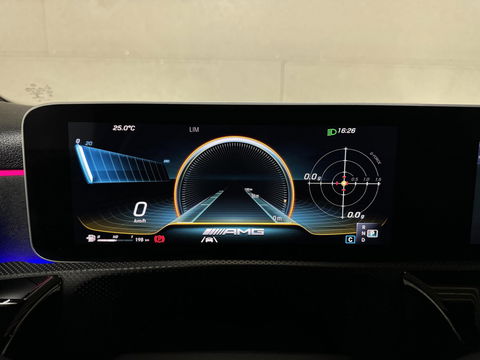 Mercedes-Benz A-Klasse AMG 35 4MATIC Pano Sfeer Akrapovič Camera