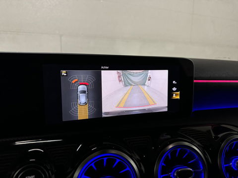 Mercedes-Benz A-Klasse AMG 35 4MATIC Pano Sfeer Akrapovič Camera