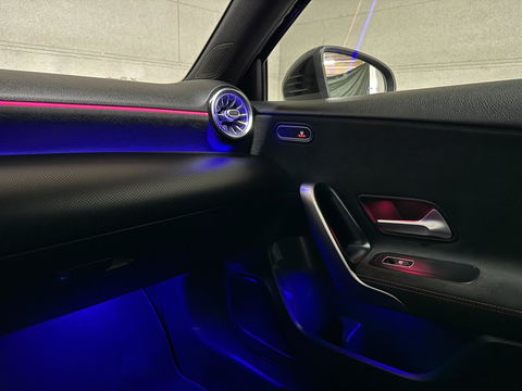 Mercedes-Benz A-Klasse AMG 35 4MATIC Pano Sfeer Akrapovič Camera
