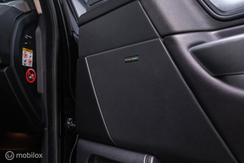 Land Rover Range Rover Sport 4.4 V8 HSE | Youngtimer | Swiss import | zeer mooi | Fiscaal aantrekkelijk | Trekhaak | luchtvering |