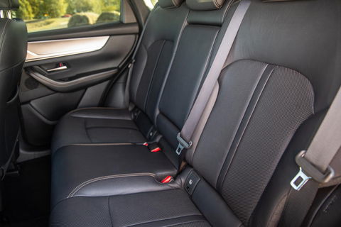Mazda CX-60 2.5 e-SkyActiv PHEV Homura NAVI / TREKHAAK / LEER / CRUISE CONTROLE / DEALER AUTO