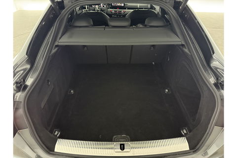 Audi A5 35 TFSI 150PK Black Edition S-Line | Camera | LED | Virtual Cockpit | Carplay | Stoelverwarming | 18''LMV