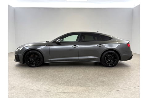 Audi A5 35 TFSI 150PK Black Edition S-Line | Camera | LED | Virtual Cockpit | Carplay | Stoelverwarming | 18''LMV