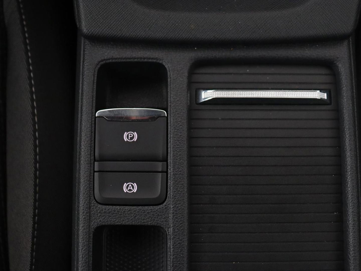Škoda Octavia Combi 1.4 TSI iV PHEV Business Edition Plus | Stoel & stuurverwarming | Adaptive cruise | Carplay | Navigatie | DAB | Lane assist | LED