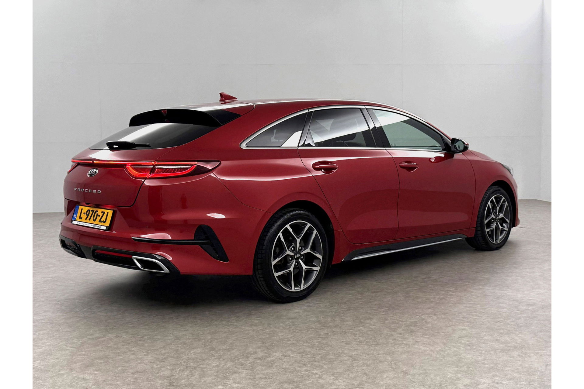 Kia pro_cee'd 1.4 T-GDI 140PK GT-Line | Camera | LED | Carplay | Virtual Cockpit | Cruisecontrol | Navigatie | Parkeersensoren