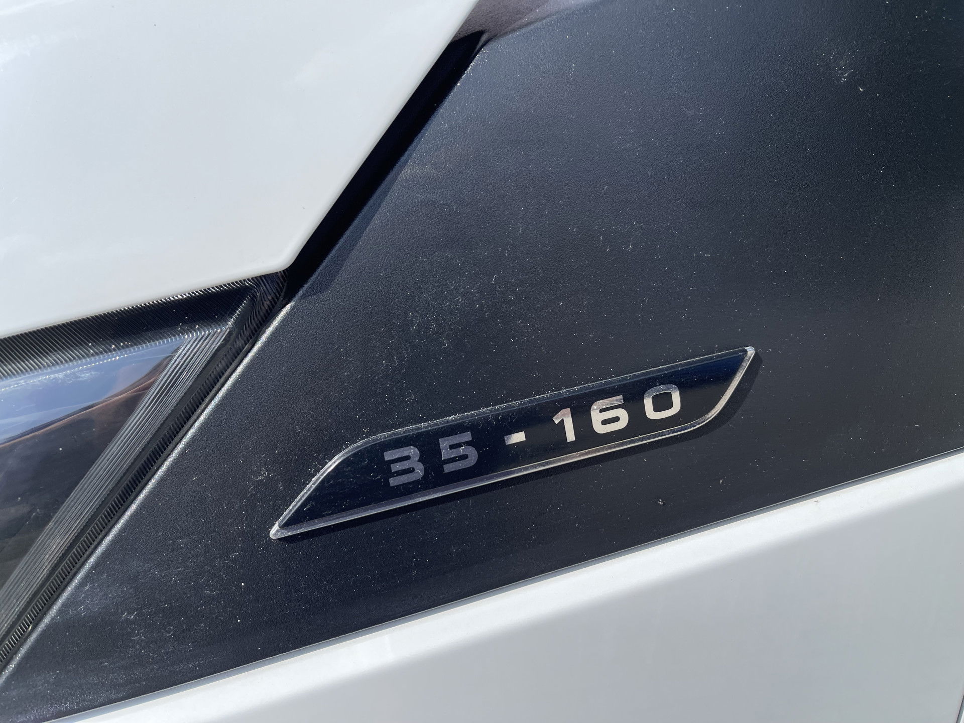 Iveco Daily 35S16V 2.3 410 L4H2 DC 7 persoons / ideaal voor motorsport camper / lease vanaf € 536 / mag 3500 kg trekken / climate control / euro 6 diesel / 270 graden achterdeuren !