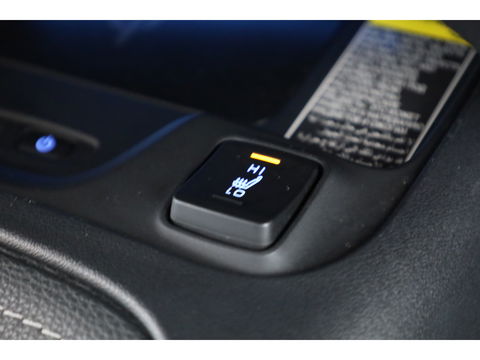 Toyota Corolla Touring Sports 2.0 Hybrid Dynamic | Adapt. Cruise | Navi | Camera | Stoelverw. | Apple CarPlay