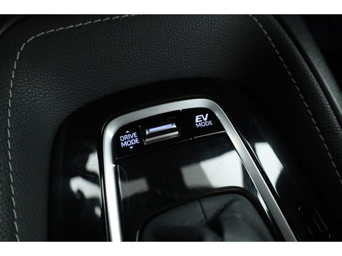 Toyota Corolla Touring Sports 2.0 Hybrid Dynamic | Adapt. Cruise | Navi | Camera | Stoelverw. | Apple CarPlay