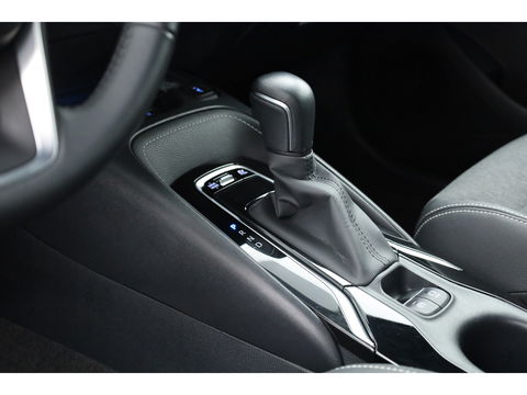Toyota Corolla Touring Sports 2.0 Hybrid Dynamic | Adapt. Cruise | Navi | Camera | Stoelverw. | Apple CarPlay