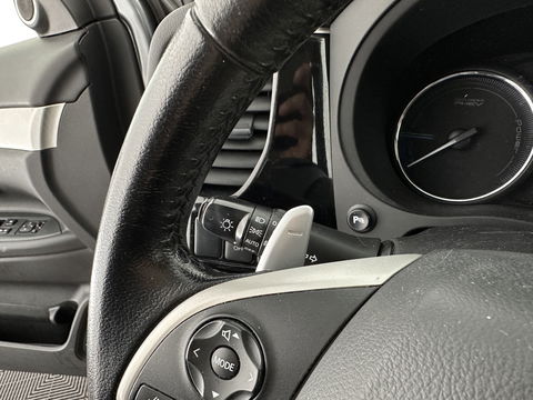 Mitsubishi Outlander 2.0 PHEV Executive Edition X-Line AWD Aut. *NAVI-FULLMAP | LEATHER-FABRIC | COMFORT-SEATS | CAMERA | ROCKFORD-AUDIO | ECC | KEYLESS | SHIFT-PADDLES | PRIVACY-GLASS | TOWBAR | 18"ALU*
