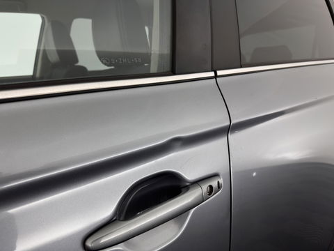Mitsubishi Outlander 2.0 PHEV Executive Edition X-Line AWD Aut. *NAVI-FULLMAP | LEATHER-FABRIC | COMFORT-SEATS | CAMERA | ROCKFORD-AUDIO | ECC | KEYLESS | SHIFT-PADDLES | PRIVACY-GLASS | TOWBAR | 18"ALU*