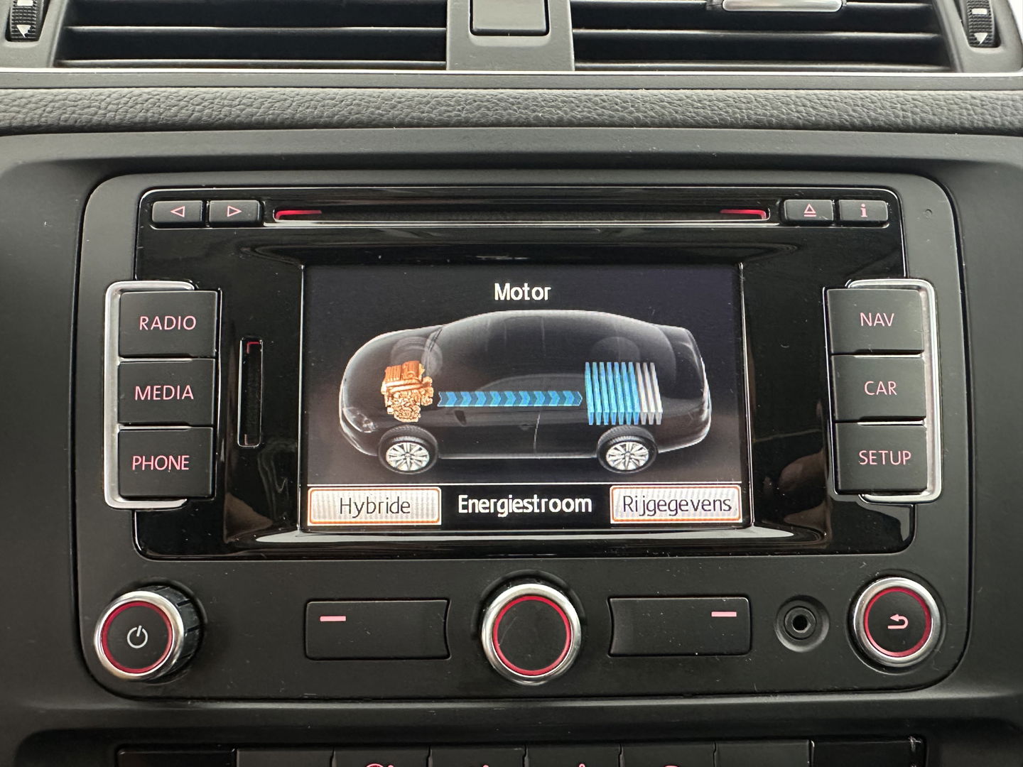 Volkswagen Jetta 1.4 TSI Hybrid Highline Aut. *XENON | NAVI | COMFORT-SEATS | ECC | PRIVACY-GLASS | PDC | SHIFT-PADDLES | CRUISE | 18''ALU*