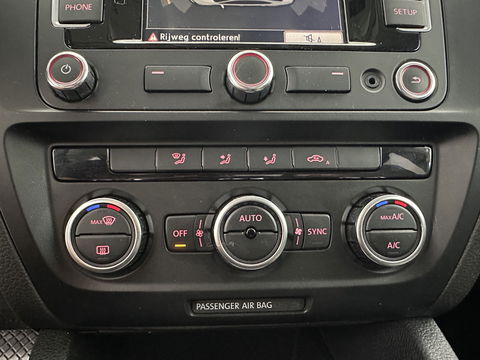 Volkswagen Jetta 1.4 TSI Hybrid Highline Aut. *XENON | NAVI | COMFORT-SEATS | ECC | PRIVACY-GLASS | PDC | SHIFT-PADDLES | CRUISE | 18''ALU*
