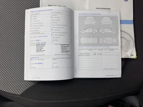 Volkswagen Jetta 1.4 TSI Hybrid Highline Aut. *XENON | NAVI | COMFORT-SEATS | ECC | PRIVACY-GLASS | PDC | SHIFT-PADDLES | CRUISE | 18''ALU*