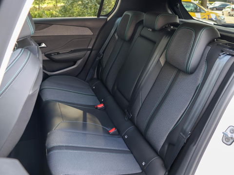 Peugeot 308 1.2 T 130 Allure Pack Automaat Navigatie | LED | Adaptive Cruise