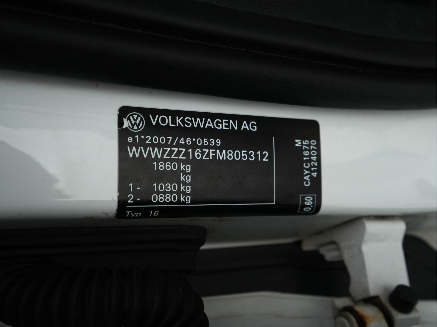Volkswagen Beetle Cabriolet 1.6 TDI Design Cup Aut. *LUXURY-LEATHER | FENDER-AUDIO | CARPLAY | COMFORT-SEATS | HEATED-SEATS | ECC | SHIFTPADDLES | PDC | AIRSCARF | CRUISE | 19''ALU*