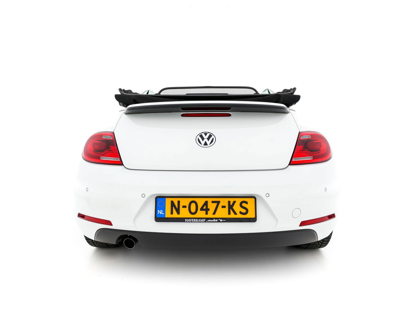 Volkswagen Beetle Cabriolet 1.6 TDI Design Cup Aut. *LUXURY-LEATHER | FENDER-AUDIO | CARPLAY | COMFORT-SEATS | HEATED-SEATS | ECC | SHIFTPADDLES | PDC | AIRSCARF | CRUISE | 19''ALU*