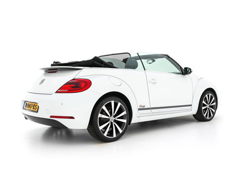 Volkswagen Beetle Cabriolet 1.6 TDI Design Cup Aut. *LUXURY-LEATHER | FENDER-AUDIO | CARPLAY | COMFORT-SEATS | HEATED-SEATS | ECC | SHIFTPADDLES | PDC | AIRSCARF | CRUISE | 19''ALU*