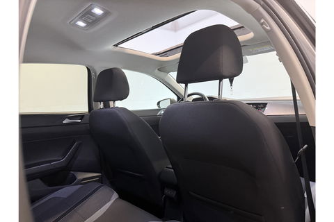 Volkswagen Polo 1.5 TSI R-line | 150PK | DSG | Panoramadak | LED | ACC | Carplay | 17"LMV