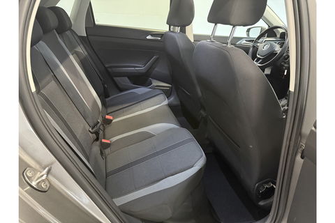 Volkswagen Polo 1.5 TSI R-line | 150PK | DSG | Panoramadak | LED | ACC | Carplay | 17"LMV