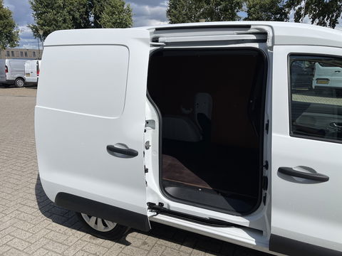 Renault Express 1.5 dCi 75 Comfort + / vaste prijs rijklaar € 12.950 ex btw / lease vanaf € 218 / airco / cruise / apple carplay / schuifdeur / half leer / armsteun / euro 6 / bpm vrij
